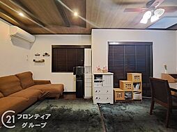 居間