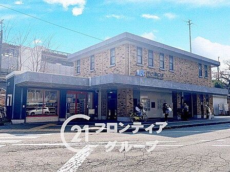 甲子園口駅(JR西日本 東海道本線) 徒歩14分。 1100m