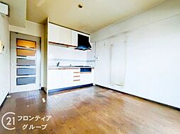 居間