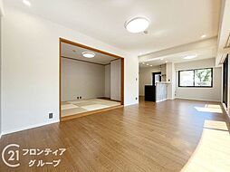 居間
