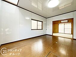 居間