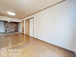 居間