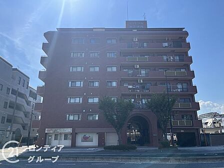 住まい探しで後悔しないためのポイントをスタッフがお伝えします。検討中の方もそうでない方も、まずは一度お話を聞かせてください