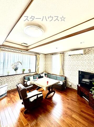 リビング/ダイニング 伊勢崎市国定町2丁目2399-13