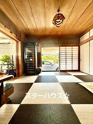 室内 伊勢崎市国定町2丁目2399-13