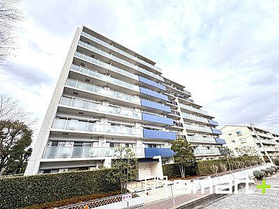 外観：〜利便性の高い駅近のマンション〜 ・千葉ニュータウン中央駅徒歩10分のマンションで新規販売開始です。 ・駅近のマンションはニーズが多く、リセールバリューも高くなるので資産としても価値が高くなります。 