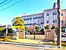 周辺：松葉中学校（600m）