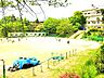 周辺：久寺家中学校（810m）