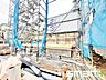 外観：～ベタ基礎でしっかりとした土台～ ・コンクリートの中に鉄筋を配し強度を高めた「ベタ基礎」を採用。 ・しっかりとした土台を造ったうえで、その上に建物が築造されていきます。 