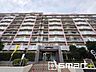その他：～堂々とした大型のマンション～ ・総戸数の多い大型のマンションですので、外観の迫力もあり誇りに思えるようなお住まいとなっております。 ・ぜひ現地でご体感くださいませ。 