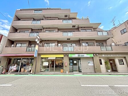 溢れる陽光でご家族の笑顔も輝く