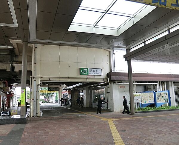 周辺を拡大表示