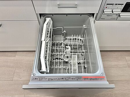 面倒なお片づけは食洗機にお任せ!家事の負担が減って、時間にも気持ちにもゆとりができます。