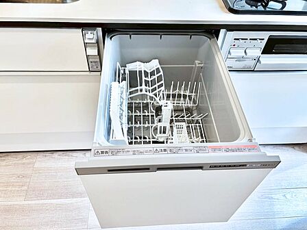 面倒なお片づけは食洗機にお任せ!家事の負担が減って、時間にも気持ちにもゆとりができます。