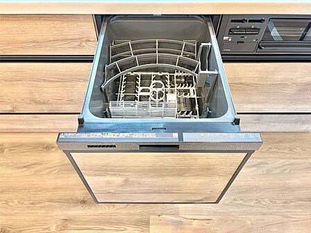 面倒なお片づけは食洗機にお任せ!家事の負担が減って、時間にも気持ちにもゆとりができます。
