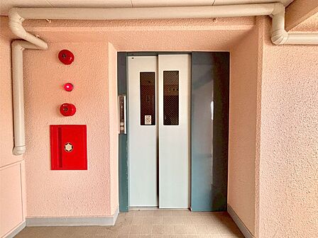 日常の上り下りに便利なエレベーター!