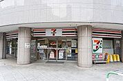コンビニ 250m セブン-イレブン 小手指駅南口店2
