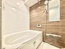 浴室：落ち着いた雰囲気でゆっくりお寛ぎいただけるバスルーム