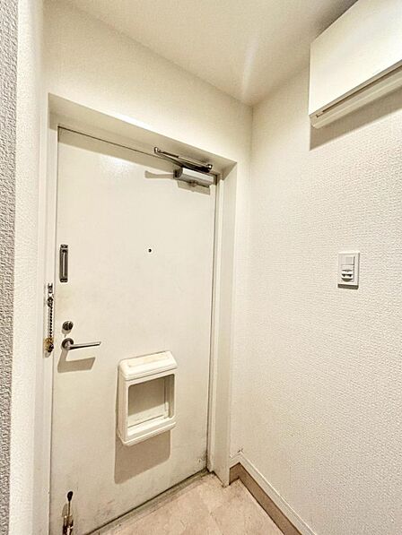 家族の帰宅やお客様をあたたかく迎える玄関