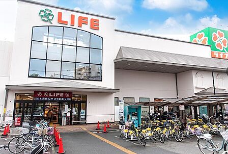 スーパー 700m ライフ石神井公園店