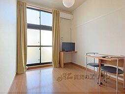 レオパレスＯＹＡＢＵ 108 1階1Kのリビング/ダイニング