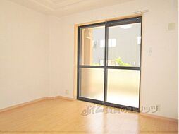 アビエスIII 1階1Kのリビング/ダイニング