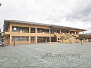 長浜南小学校まで2200メートル