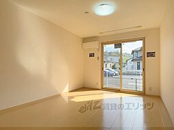 エミネンス御殿道 105 1階ワンルームのリビング/ダイニング