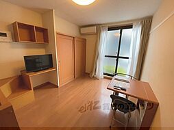 レオパレスＩＢＵＫＩ 201 2階1Kのリビング/ダイニング