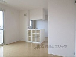 JR北陸本線 長浜駅 バス10分 川崎下車 徒歩1分の賃貸アパート 2階1LDKのリビング/ダイニング