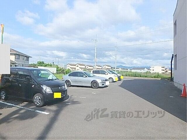 6 / 12