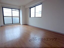 シルキーハイツ阪源 3階ワンルームのリビング/ダイニング