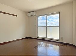 ＳｕｒｐｌｕｓＩハピネスＢ 206 2階1Kのリビング/ダイニング