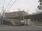 仰木中学校まで1600メートル