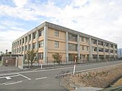 高月中学校まで1400メートル