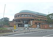 湖南市役所東庁舎まで750メートル