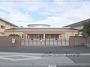 湯田小学校まで500メートル