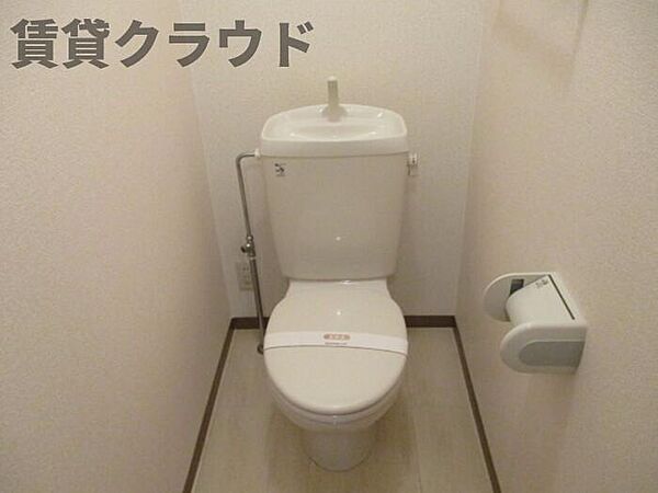 画像8:シンプルで使いやすいトイレです