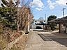 外観：前面道路含む現地写真