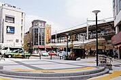 自由が丘駅(東急 大井町線) 徒歩7分。 490m