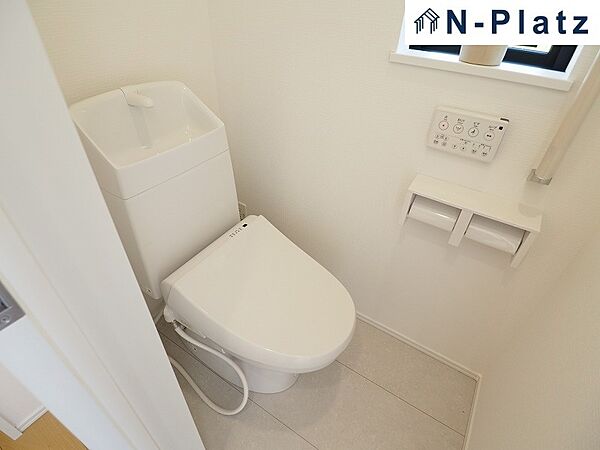 トイレを拡大表示
