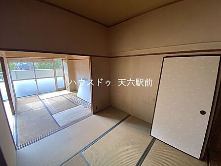 独立性のある和室で来客用にも便利。家族の生活シーンに合わせて使い分けできます