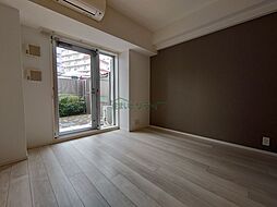 京急本線 梅屋敷駅 徒歩11分の賃貸マンション 1階ワンルームのリビング/ダイニング