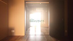 小田急小田原線 経堂駅 徒歩5分の賃貸マンション 2階1LDKのリビング/ダイニング