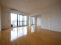 小田急小田原線 経堂駅 徒歩16分の賃貸マンション 1階3LDKのリビング/ダイニング