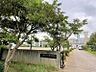 周辺：打瀬中学校まで　450m　徒歩約6分　教育目標「人間性豊かで創造性に富み、たくましく生きる生徒の育成」合言葉：「打瀬中に誇りを持ち、打瀬中で学んでよかったと思う心を育てる。」
