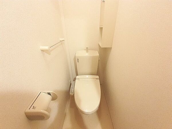 画像7:シンプルで使いやすいトイレです