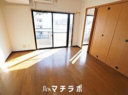 マ・メゾン千種公園 303 3階2LDKのリビング/ダイニング