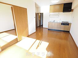 グランドール大幸II 4H 4階2LDKのリビング/ダイニング