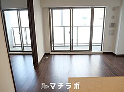 プレサンスロジェ丸の内 702 7階2LDKのリビング/ダイニング